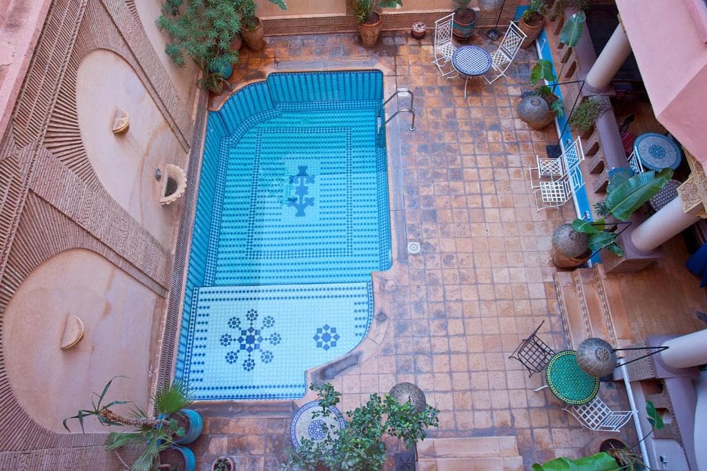Amani Hotel Suites & Spa - 8