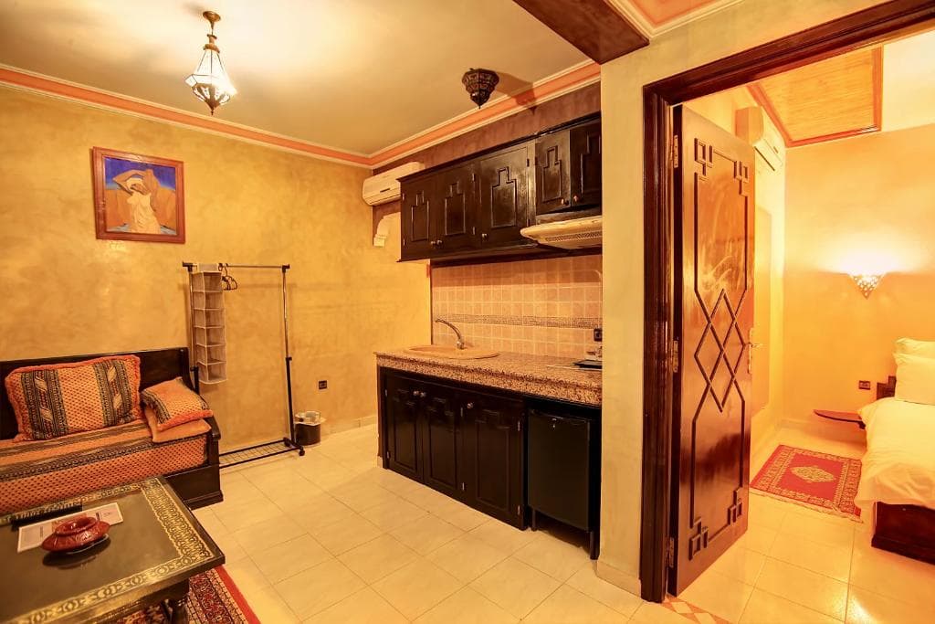 Amani Hotel Suites & Spa - 43