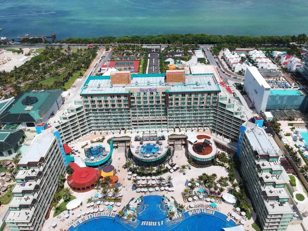 Hard Rock Hotel Cancun - 9