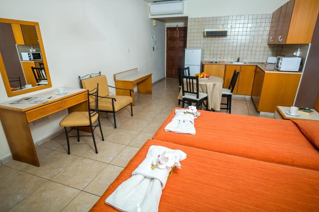 Crystallo Apartments - 19