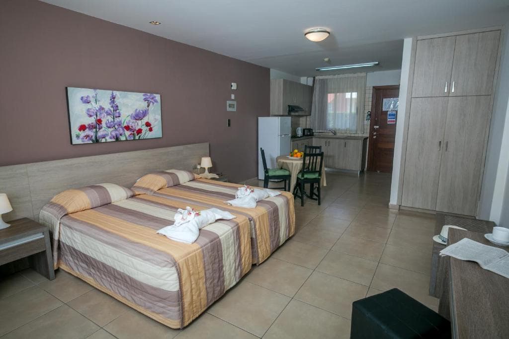 Crystallo Apartments - 36