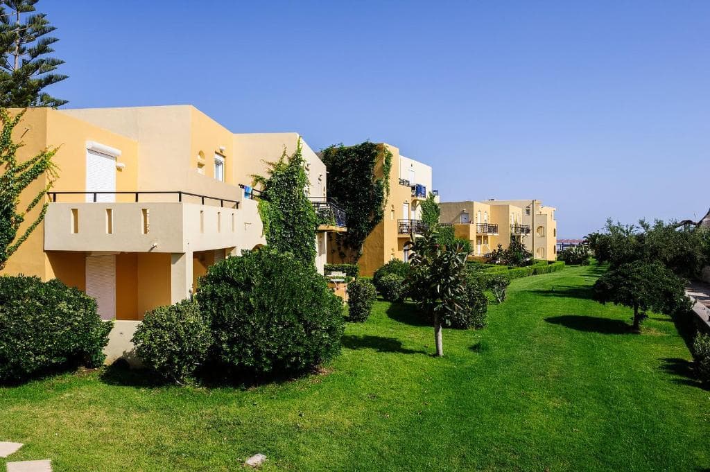 Vantaris Luxury Beach Resort - 8