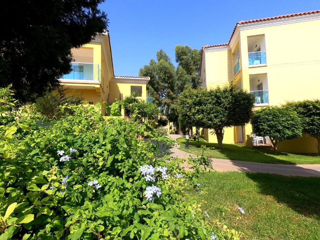 Malama Beach Holiday Village - 9