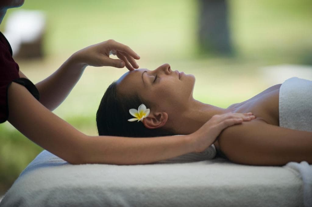 Constantinou Bros Athena Beach Hotel - 19