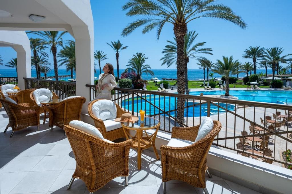 Constantinou Bros Athena Beach Hotel - 32