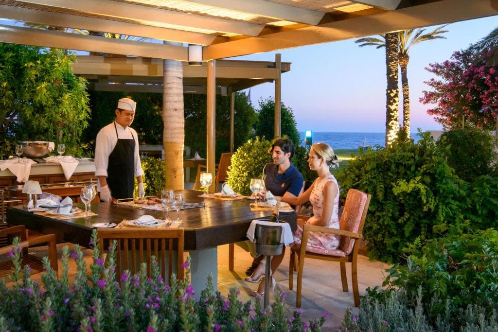 Constantinou Bros Athena Beach Hotel - 36