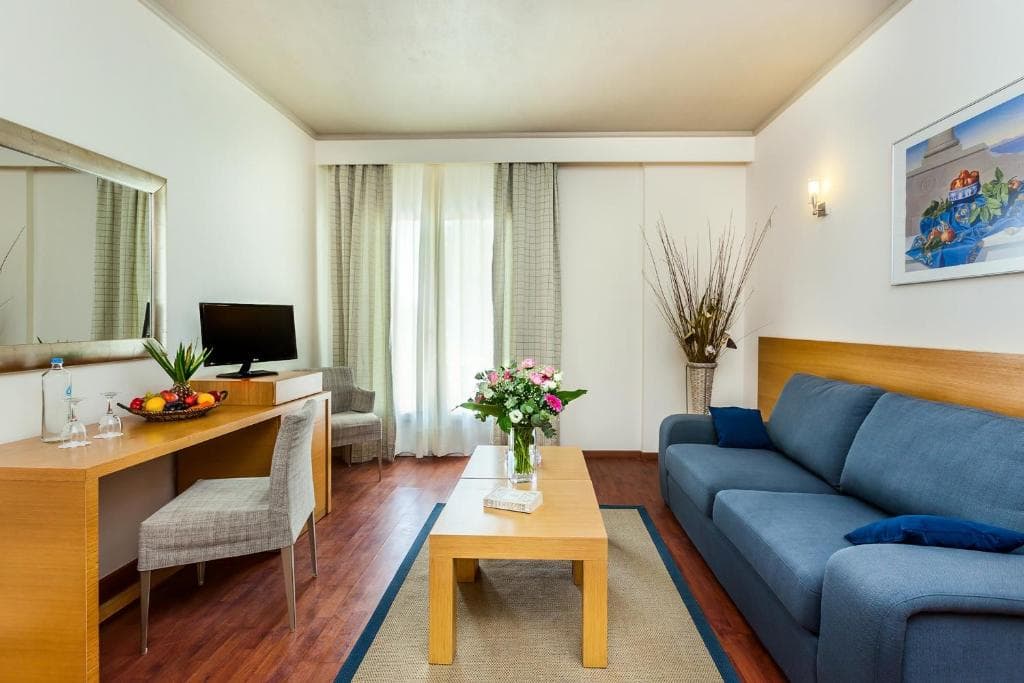 Anastasia Resort and Spa - 2