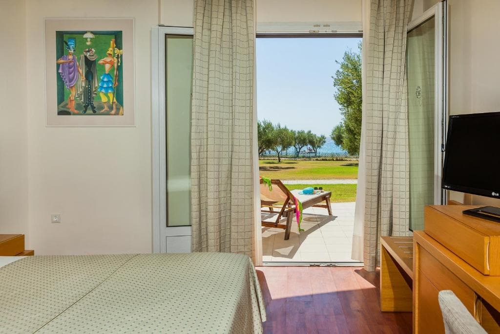 Anastasia Resort and Spa - 10