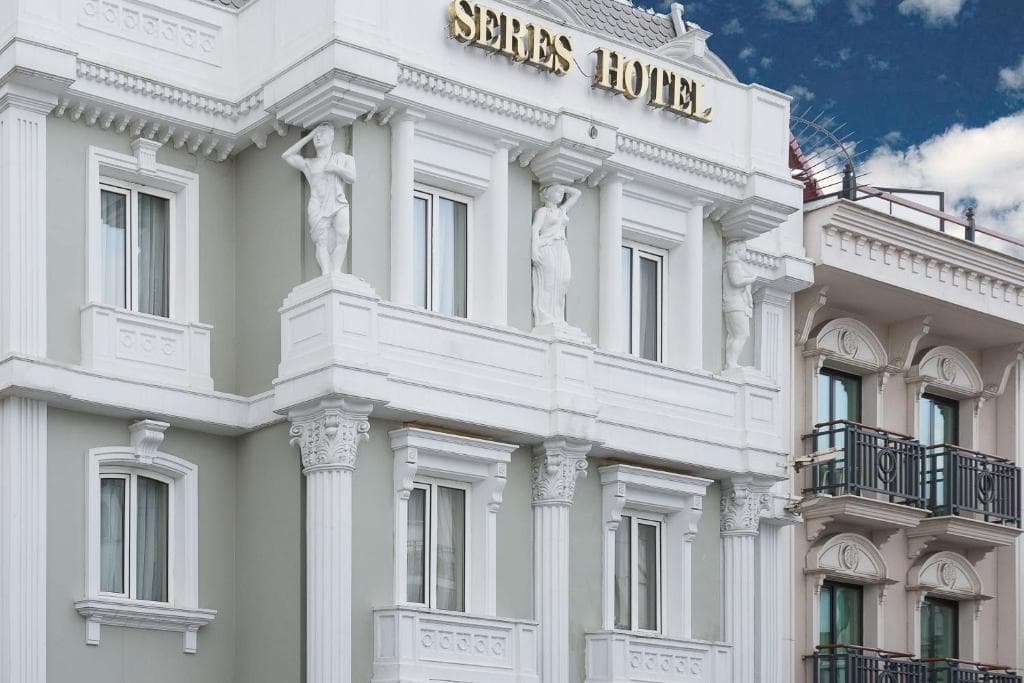 Seres Hotel - 40