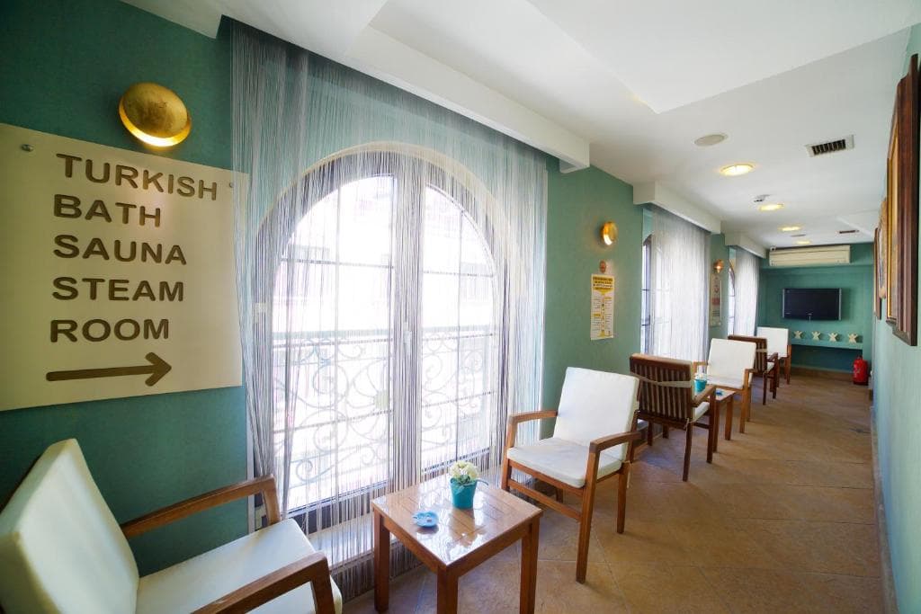 Zagreb Hotel - 17