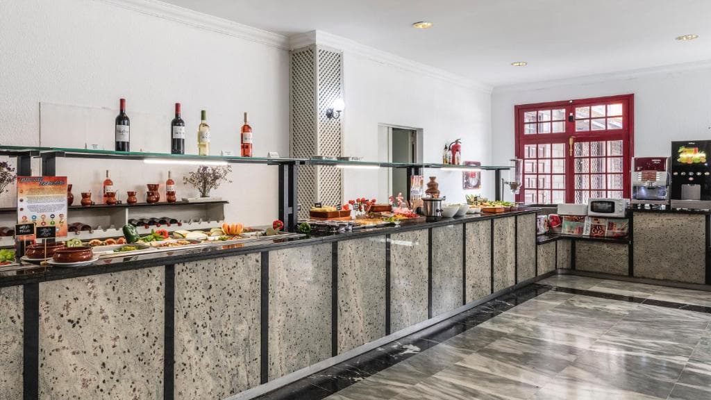 Be Smart Florida Plaza - 18