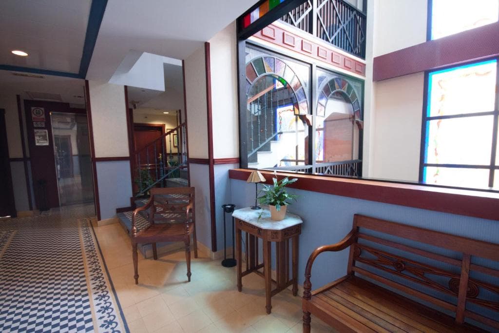 Hotel Reveron Plaza - 3