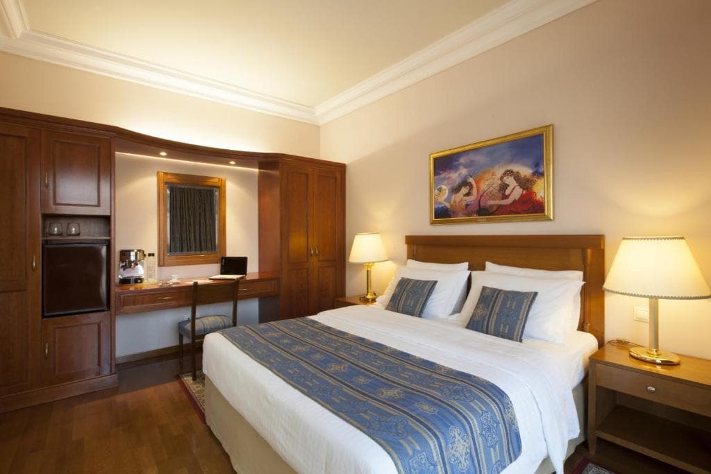 Electra Hotel Athens - 20