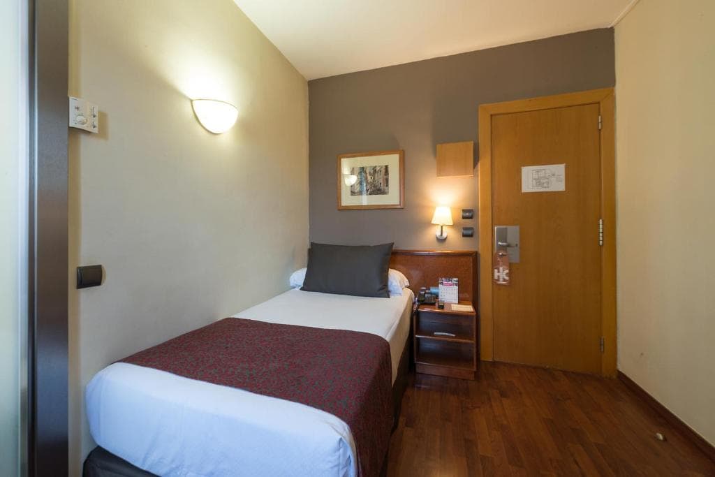 Catalonia Castellnou - 36