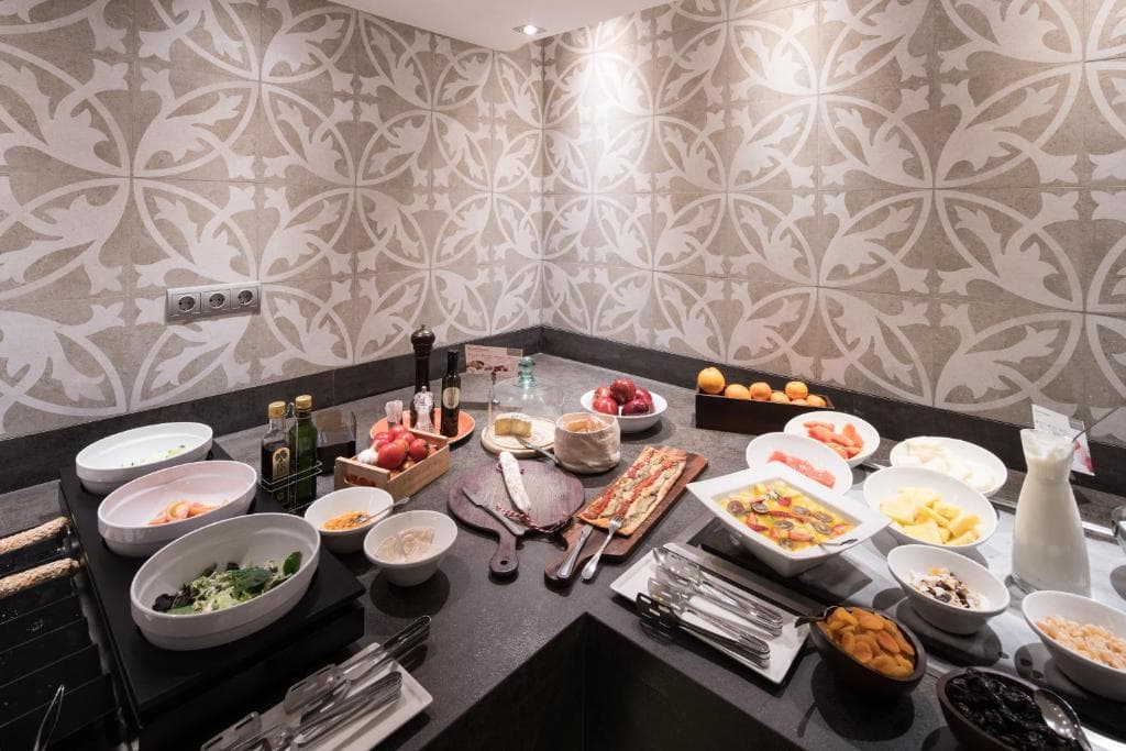 Catalonia Park Güell - 39