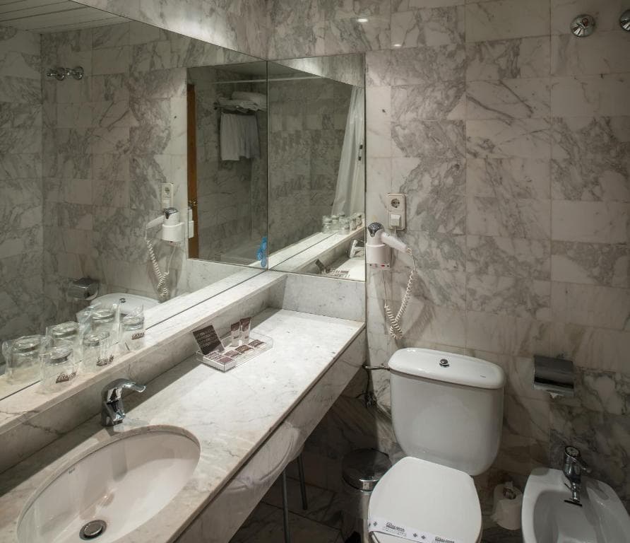 Catalonia Albeniz - 4