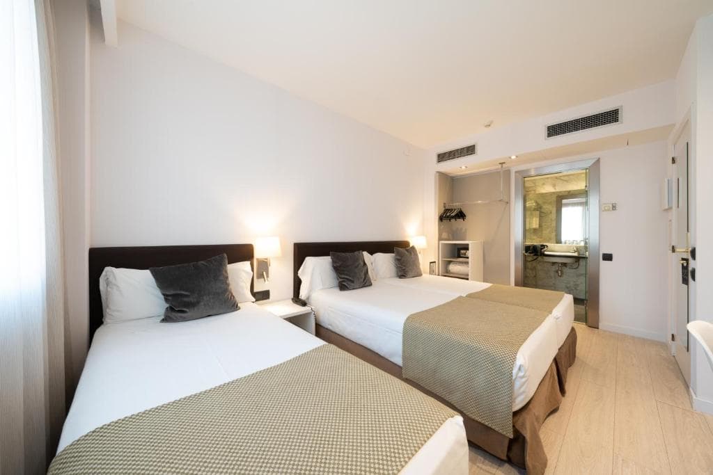 Catalonia Albeniz - 5