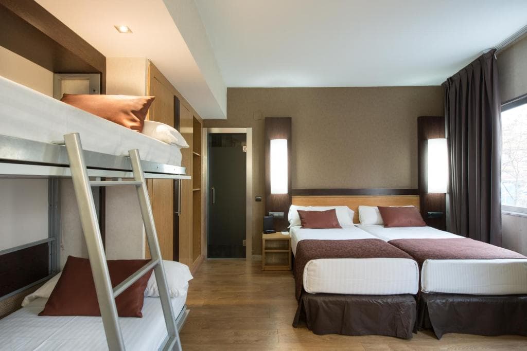 Catalonia Atenas - 40