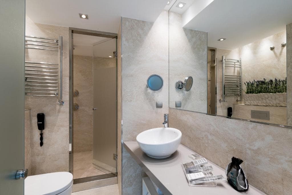 Catalonia Square - 4