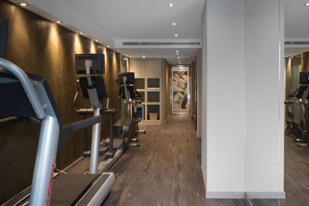 Catalonia Square - 17