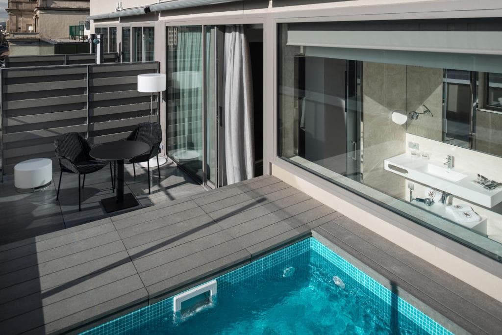 Catalonia Square - 37