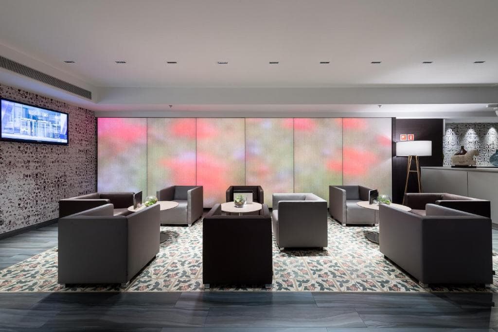 Catalonia Square - 38