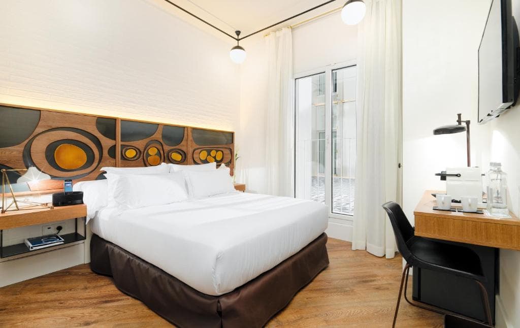 H10 Metropolitan - 13