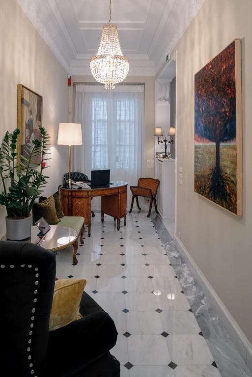 Noble Suites - 17