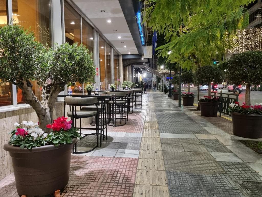 Savoy Hotel Piraeus - 2