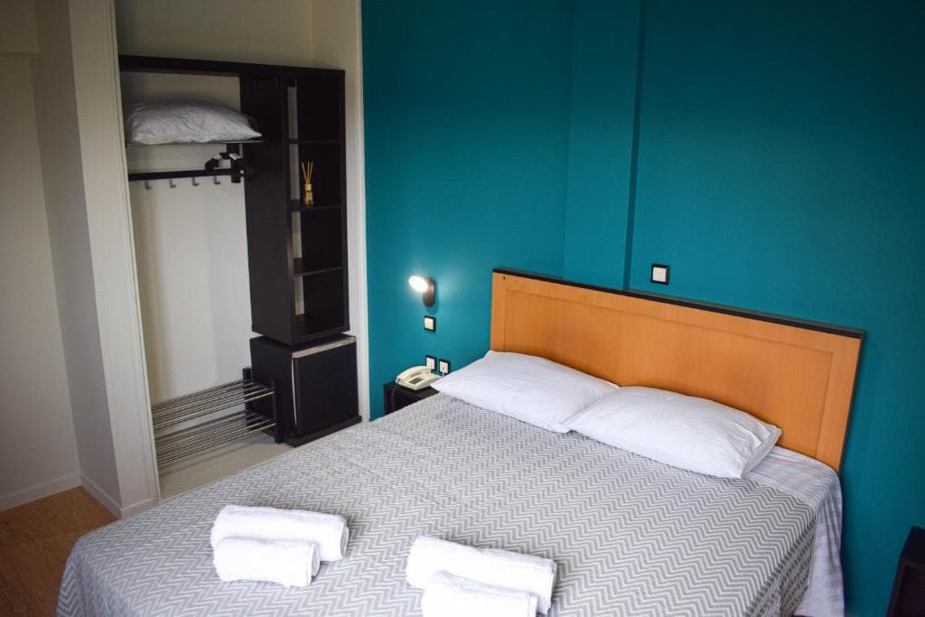 Savoy Hotel Piraeus - 18