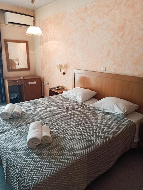 Savoy Hotel Piraeus - 21