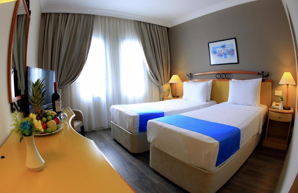 Roseira Beach Resort - 25