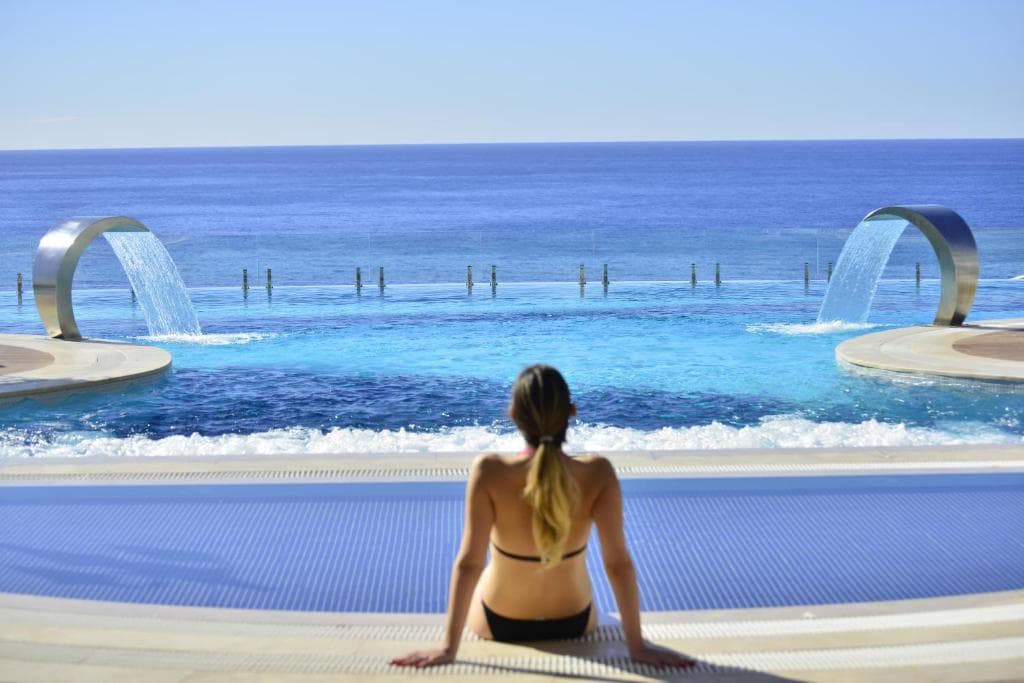 Elite Luxury Suite & Spa - 11