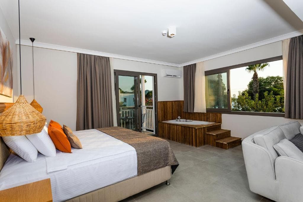 Yalipark Beach Hotel - 72