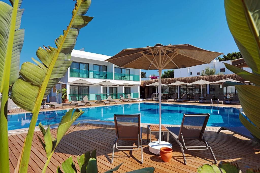 Yalipark Beach Hotel - 82