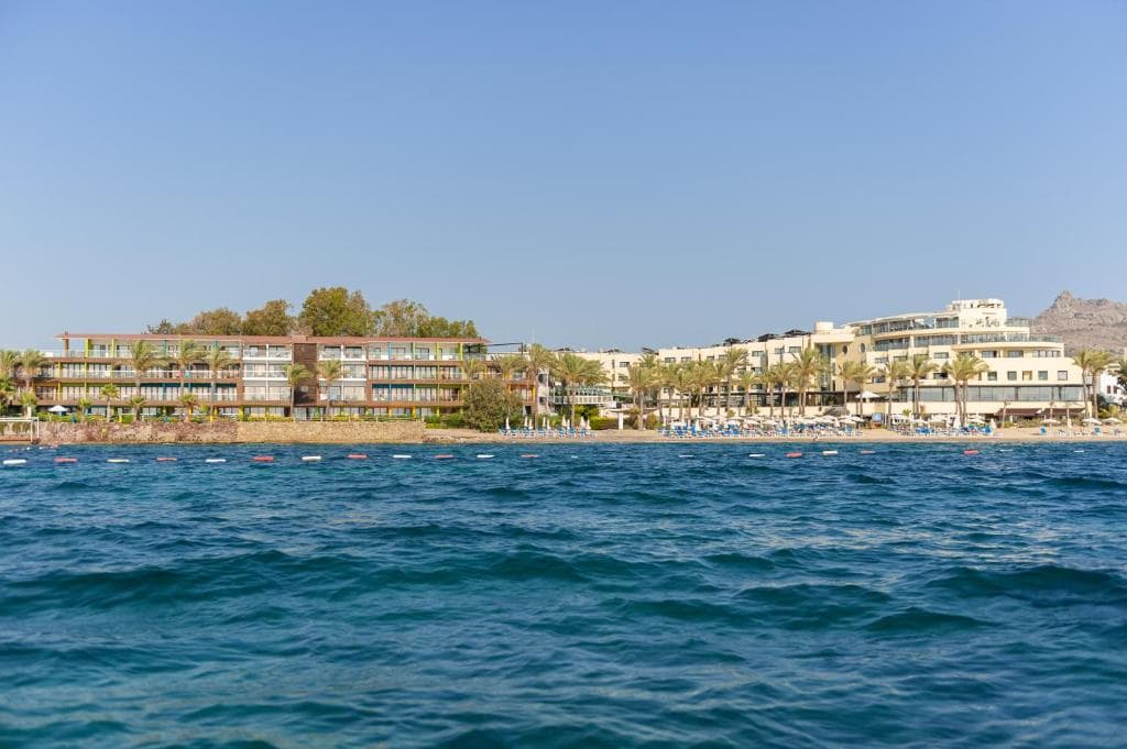 Arin Resort - 9