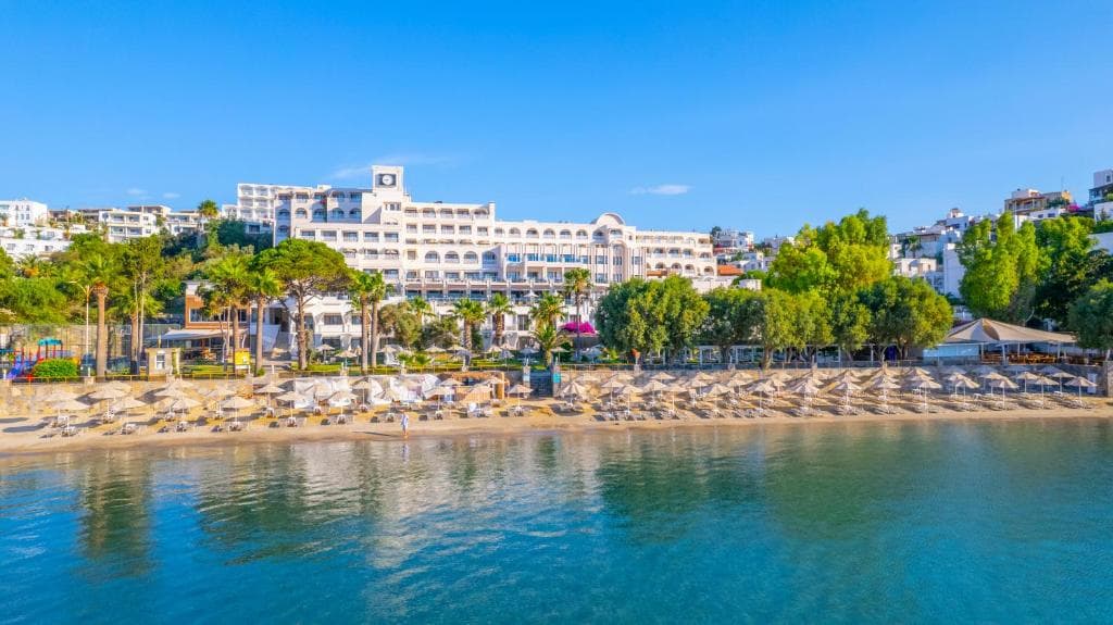 Azka Hotel - 2