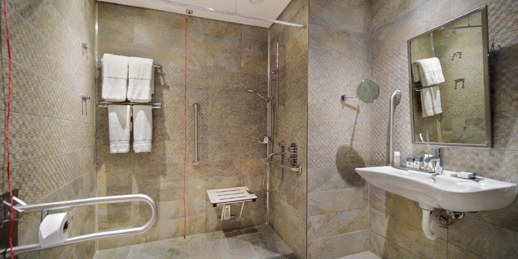 DoubleTree by Hilton Piyalepasa - 42