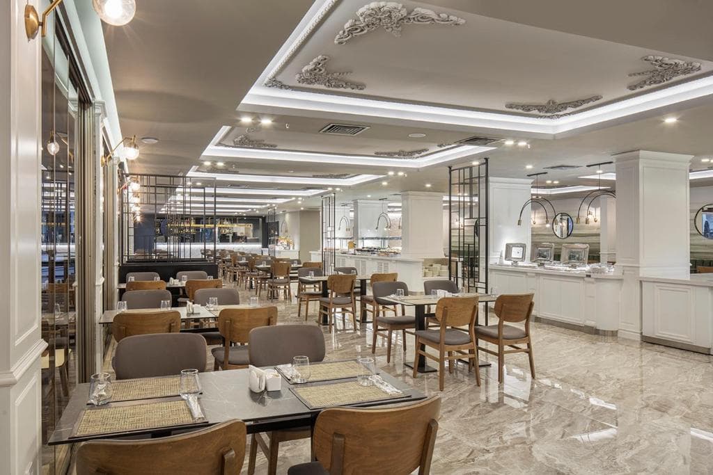 Blue Marlin Deluxe Spa & Resort - 37