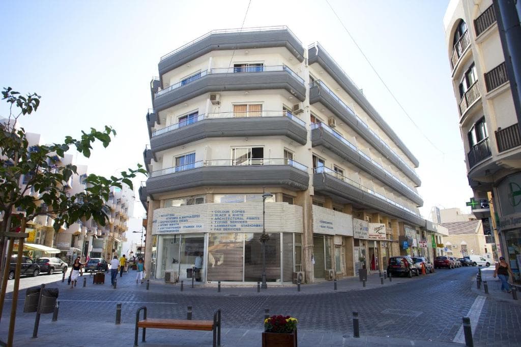 Blazer Residence - 44