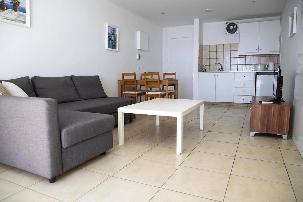 Sun Hall Beach Hotel Apartments - 27