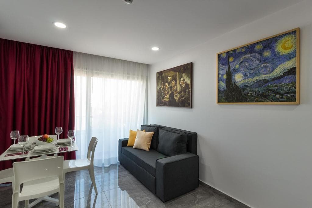 Art & Wine Studios and Apts - 45