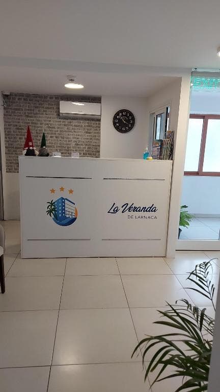 La Veranda Hotel - 28