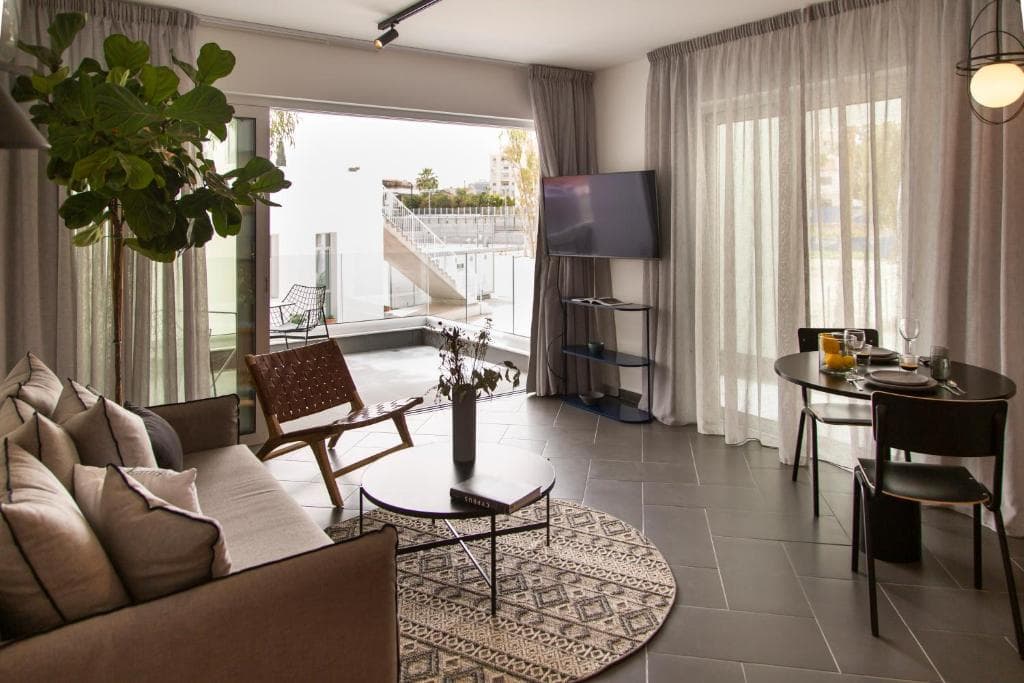 Liv Urban Larnaca - 20