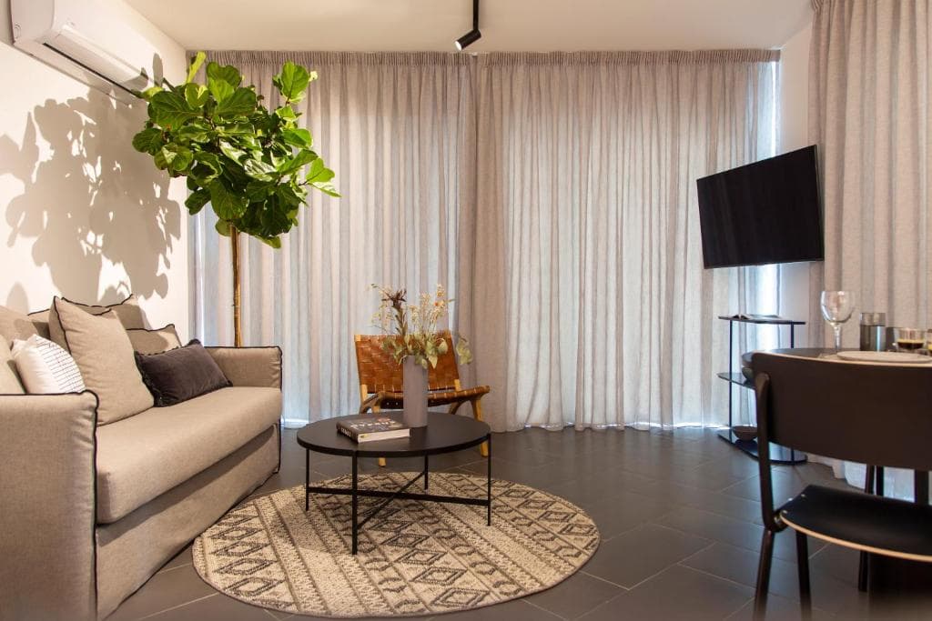 Liv Urban Larnaca - 31