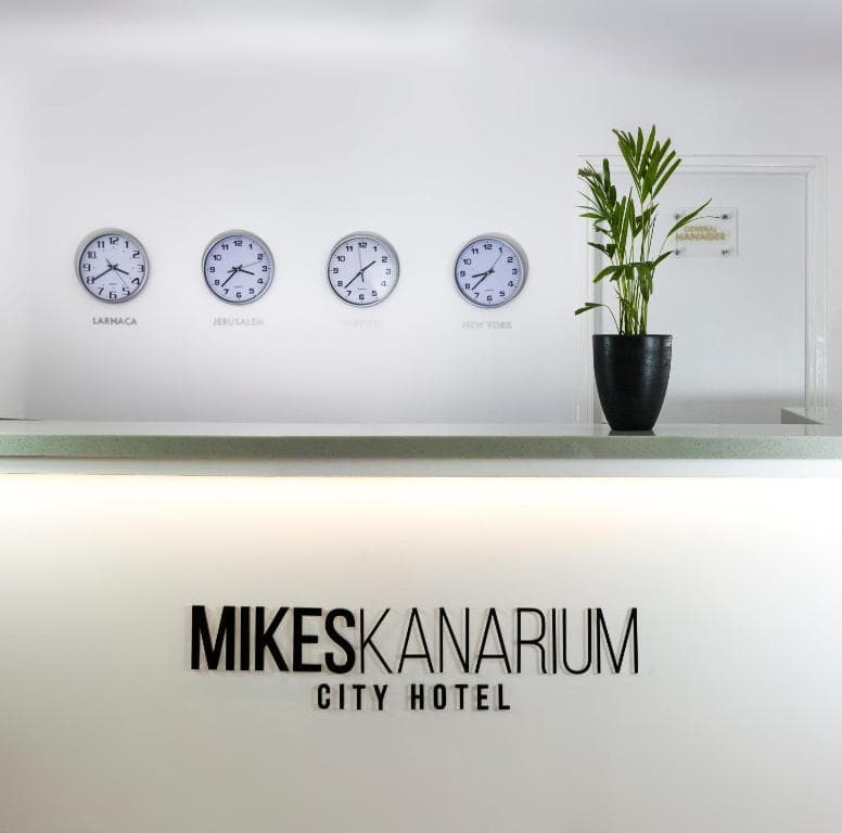 Mikes Kanarium Hotel - 28