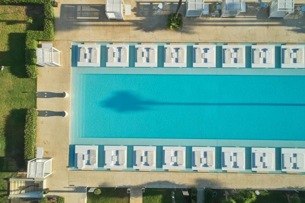 So White Club Resort - 9