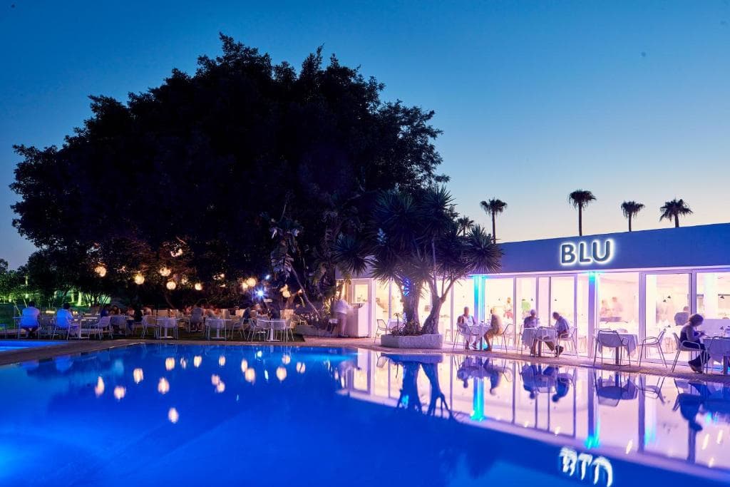 So White Club Resort - 17