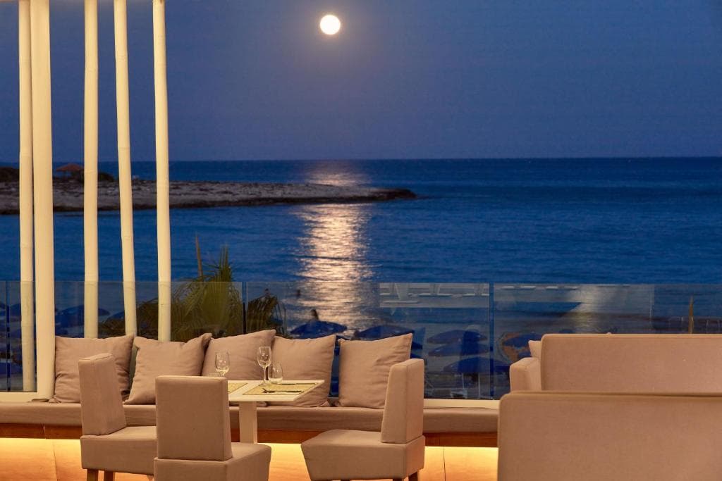 So White Club Resort - 19