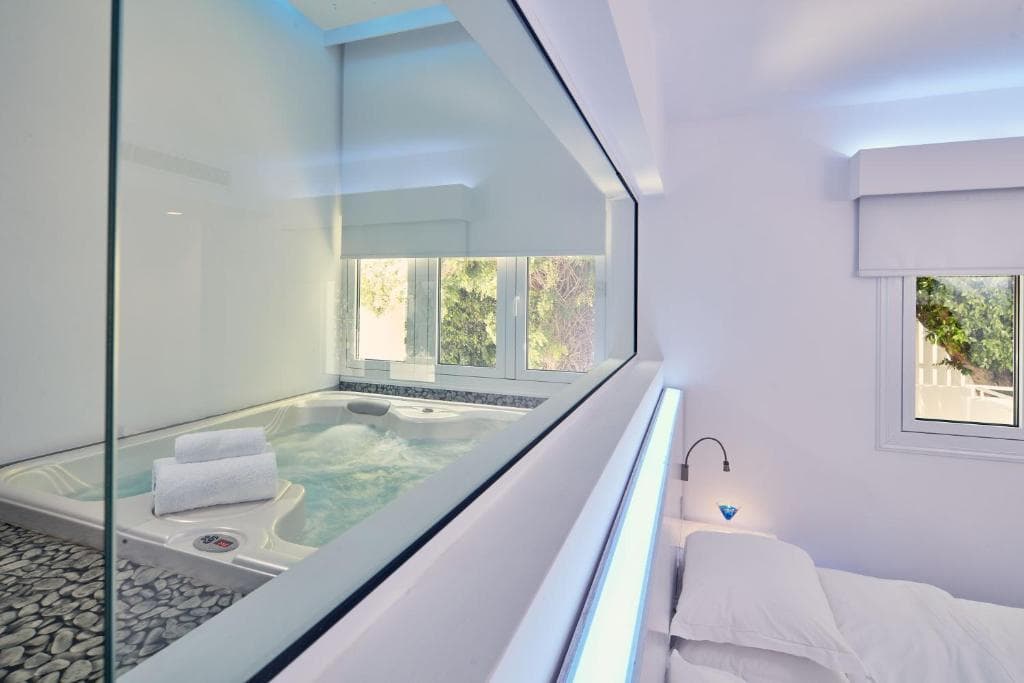 So White Club Resort - 26